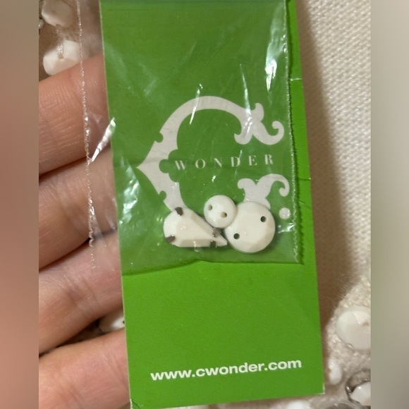 C Wonder white beaded sleeveless sweater - Picture 5 of 6